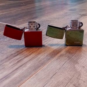 2 Zippo lighters